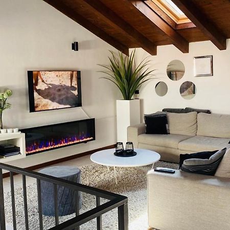 Ferienwohnung Casacamelia 35, 3 Bdrm With View Lake Como Acquaseria Exterior foto