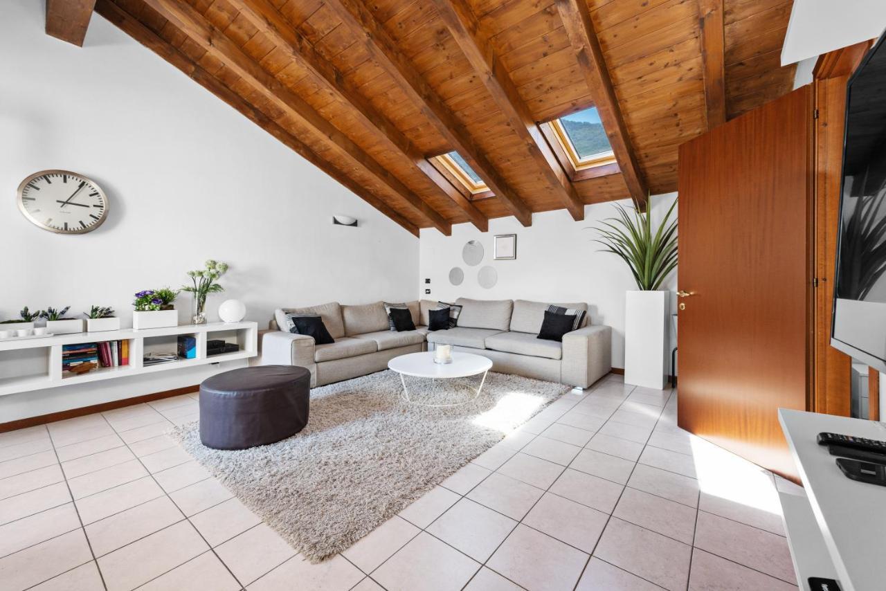 Ferienwohnung Casacamelia 35, 3 Bdrm With View Lake Como Acquaseria Exterior foto