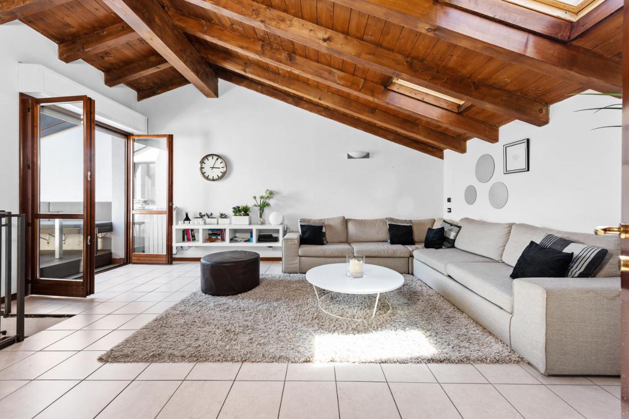 Ferienwohnung Casacamelia 35, 3 Bdrm With View Lake Como Acquaseria Exterior foto