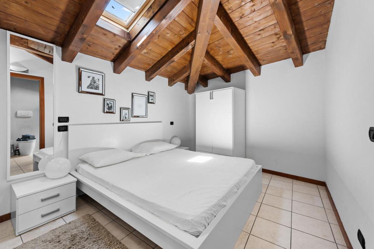 Ferienwohnung Casacamelia 35, 3 Bdrm With View Lake Como Acquaseria Exterior foto